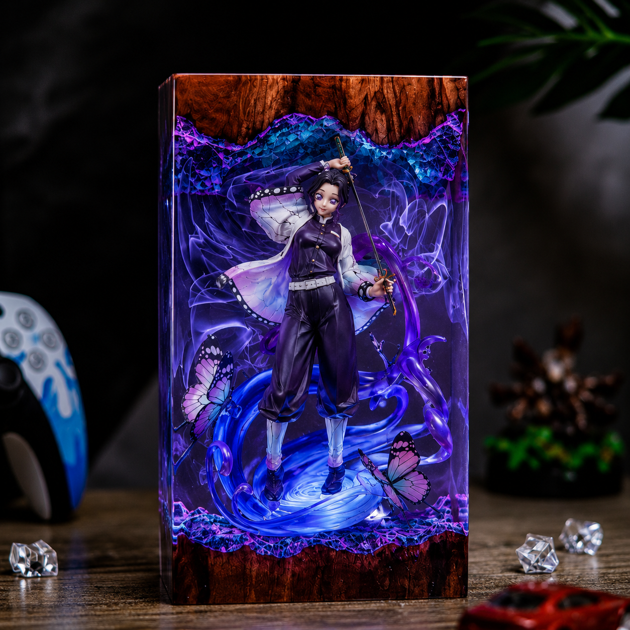 Shinobu Kocho Resin Lamp – Demon Slayer Insect Hashira Epoxy LED Anime Night Light
