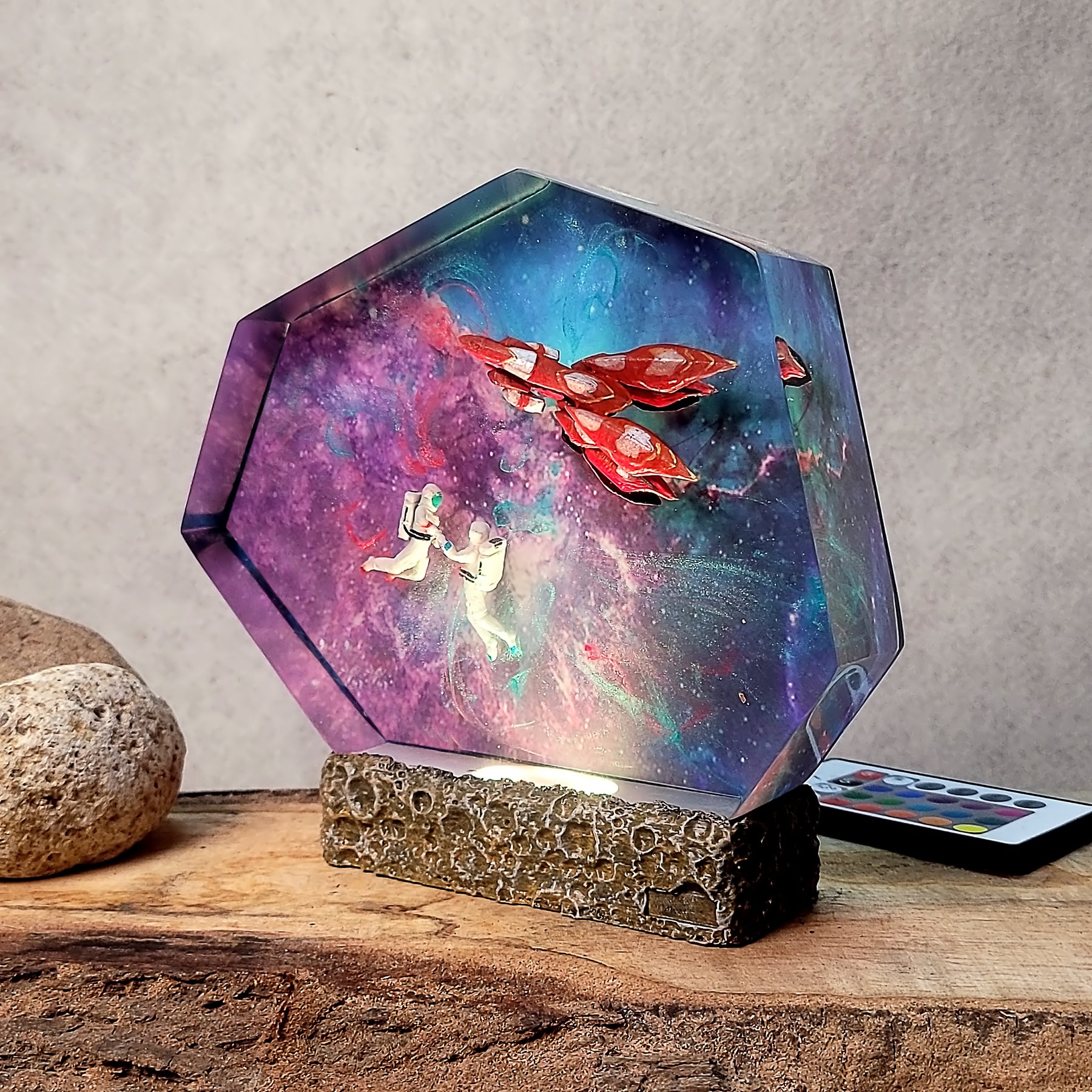 Astronaut Space Epoxy Resin Lamp – Galaxy Spaceship RGB LED Diorama Night Light
