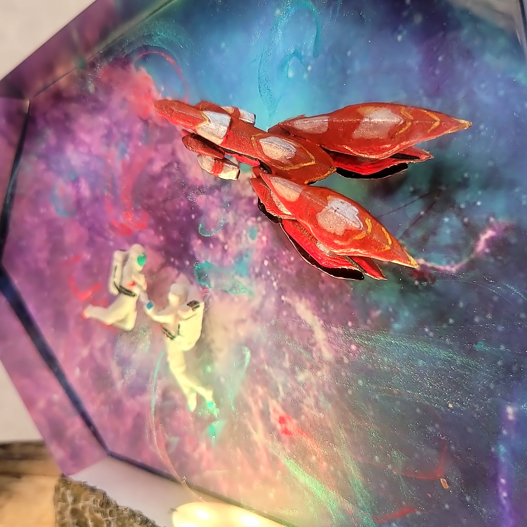 Astronaut Space Epoxy Resin Lamp – Galaxy Spaceship RGB LED Diorama Night Light