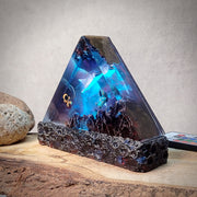 Astronaut Space Diorama Epoxy Resin Lamp – Cosmic Manta Ray Galaxy Night Light