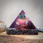 Astronaut Space Galaxy Resin Lamp – Earth Planet Cosmic Explorer Diorama Light