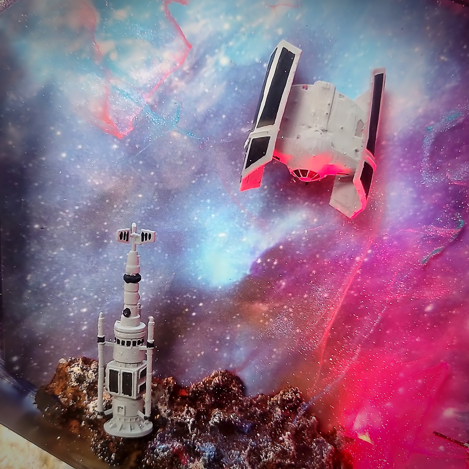 Galaxy Spaceship Resin Lamp – Space Shuttle & Satellite Cosmic Diorama Light