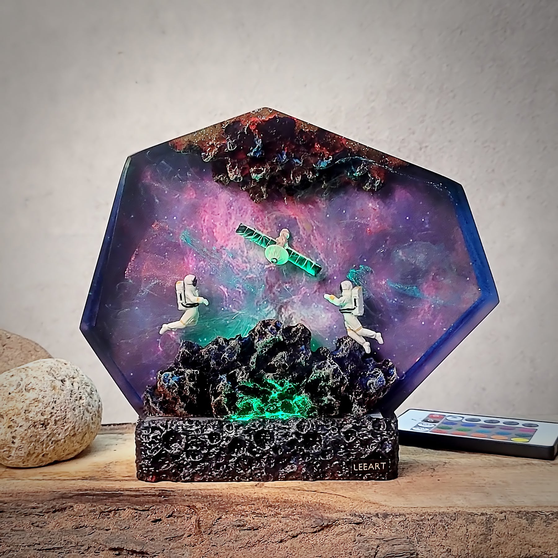 Space Mission Astronaut Epoxy Resin Lamp – Satellite Galaxy Diorama Night Light