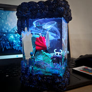 Hollow Knight & Hornet Epoxy Resin Lamp – Hallownest Gaming Diorama Light