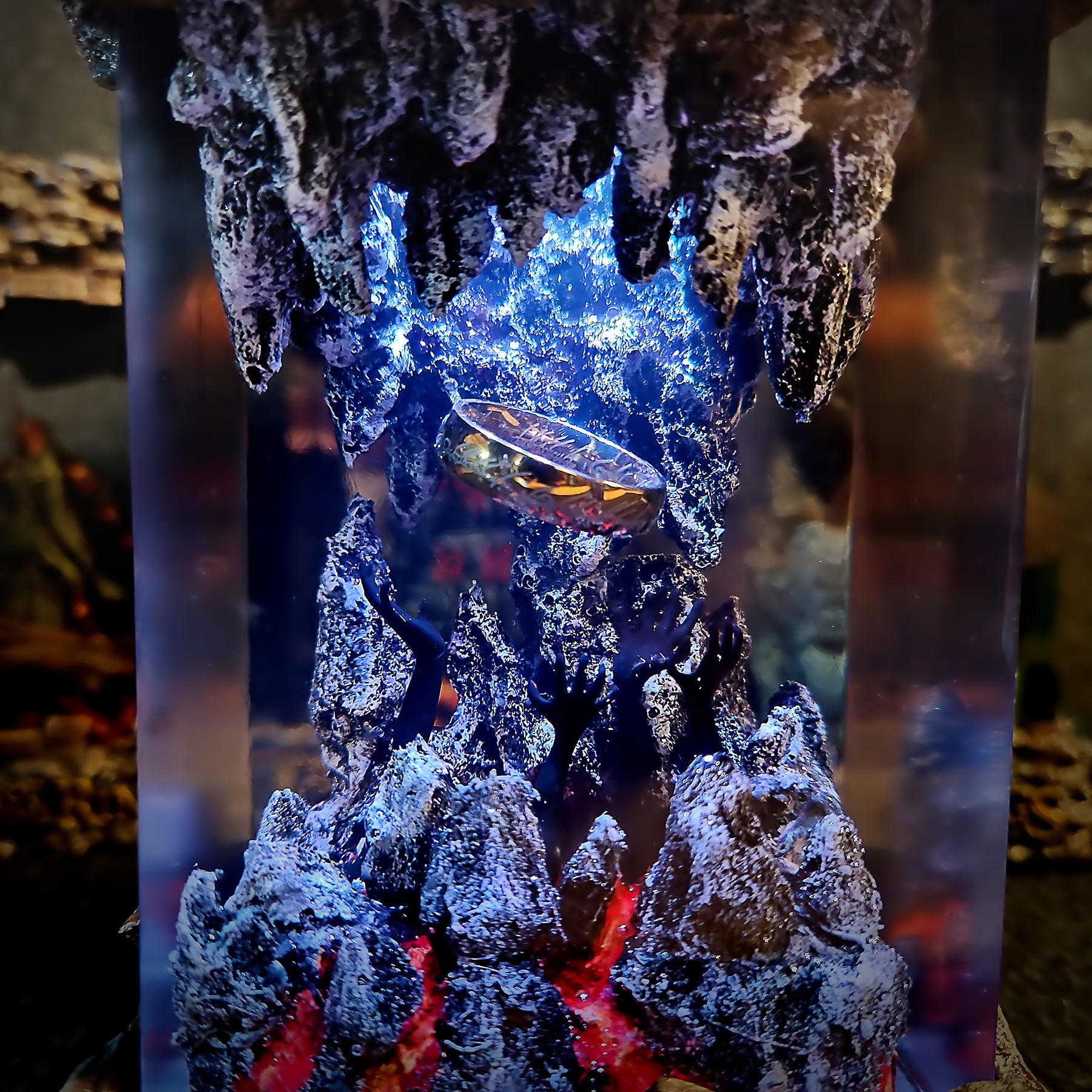 The One Ring Epoxy Resin Lamp – Lord of the Rings Mount Doom Diorama Light