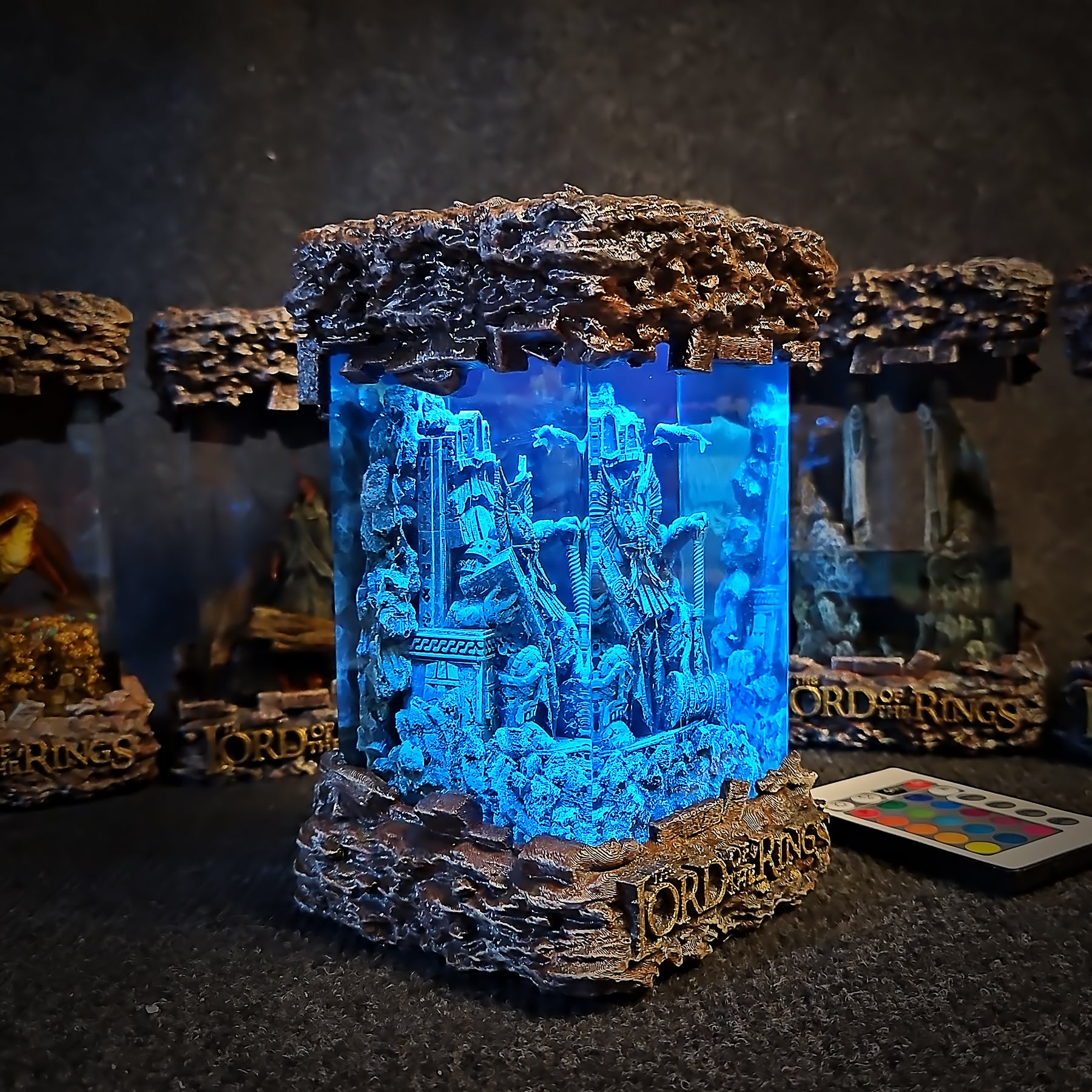 The Lord of the Rings Dwarf Epoxy Resin Lamp – Erebor Dwarven Warrior Diorama Light