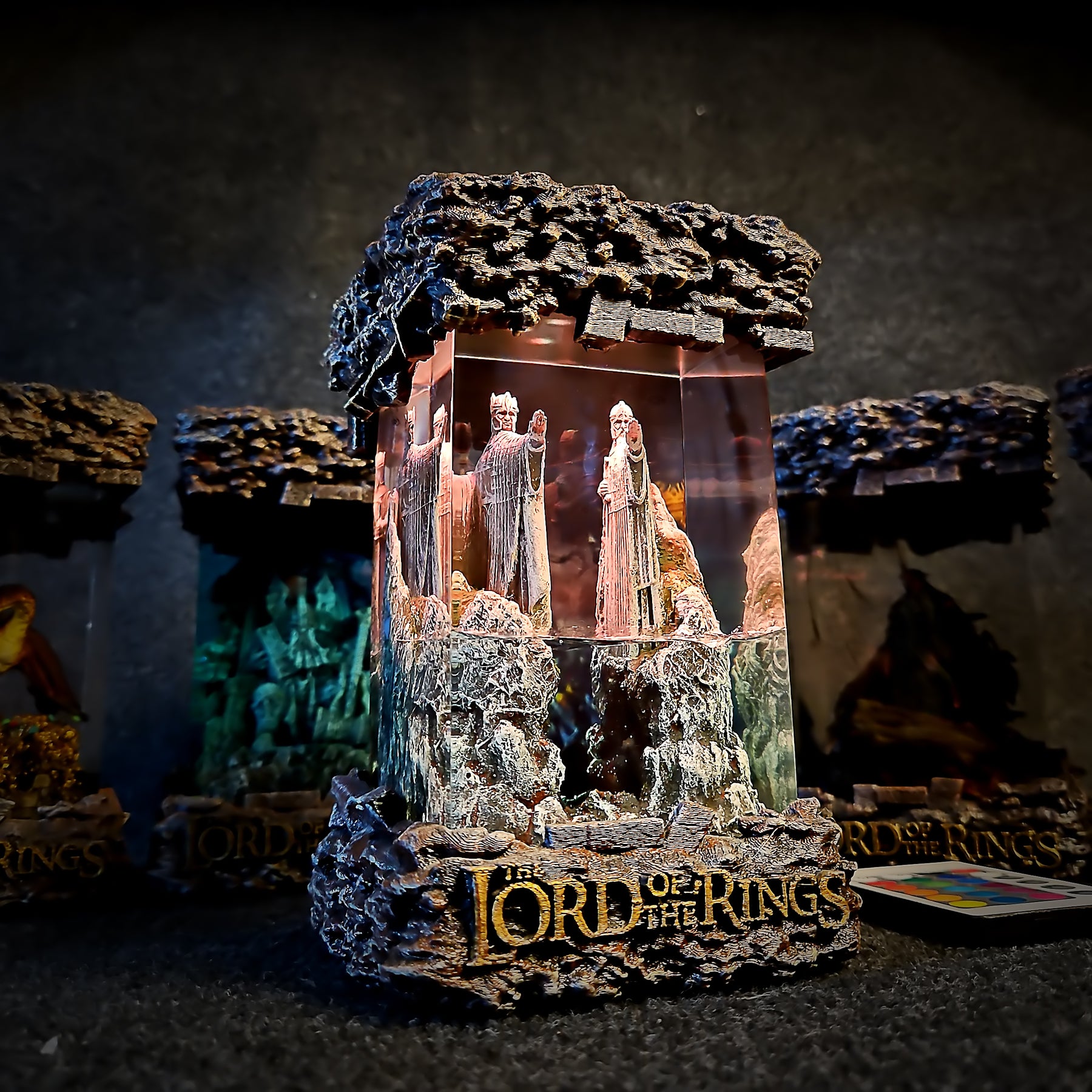 The Lord of the Rings Argonath Epoxy Resin Lamp – Pillars of the Kings Diorama Light