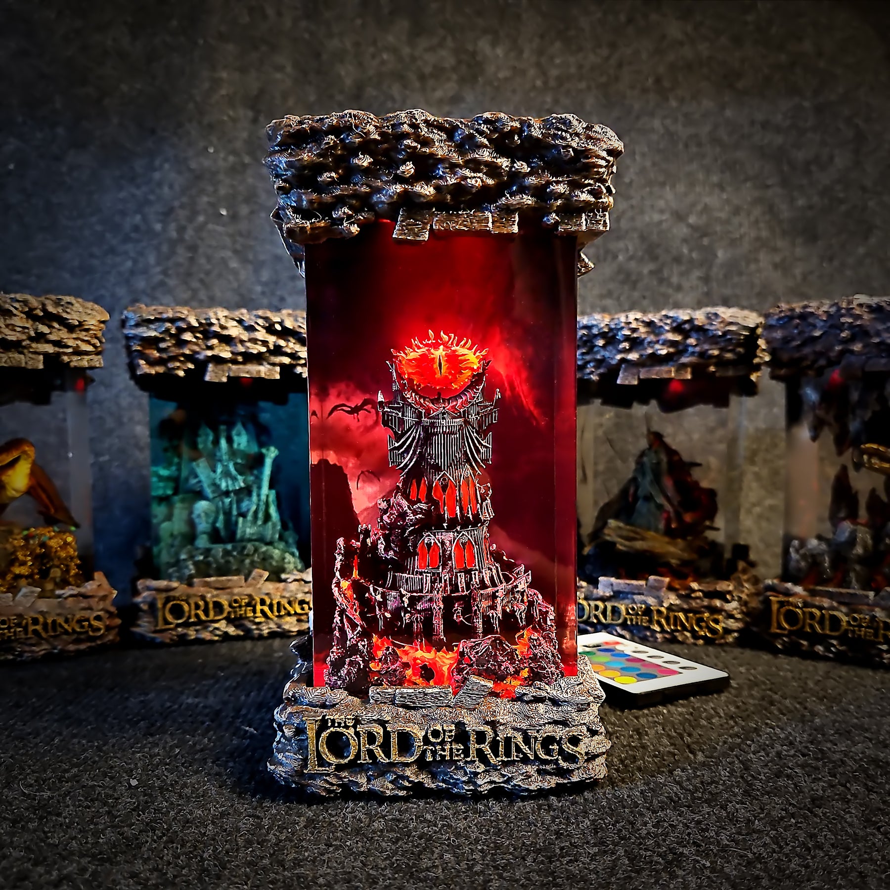 Smaug Lord of the Rings Epoxy Resin Lamp – Dragon Hoard LED Diorama Light