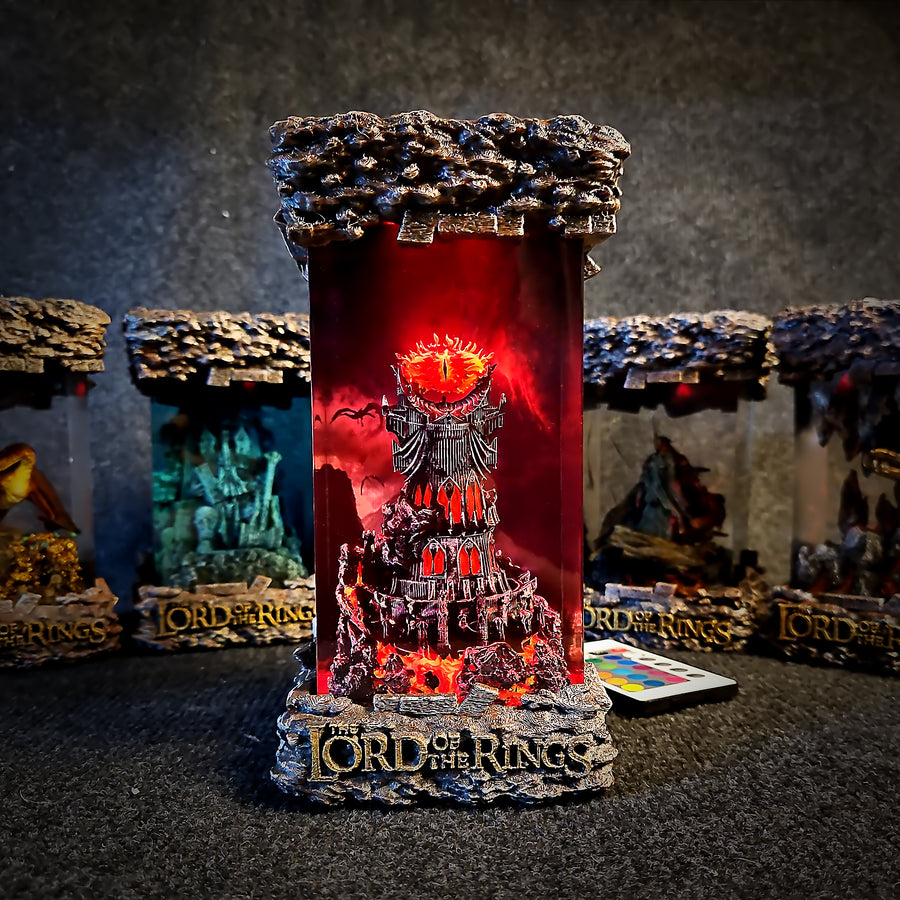 Smaug Lord of the Rings Epoxy Resin Lamp – Dragon Hoard LED Diorama Light