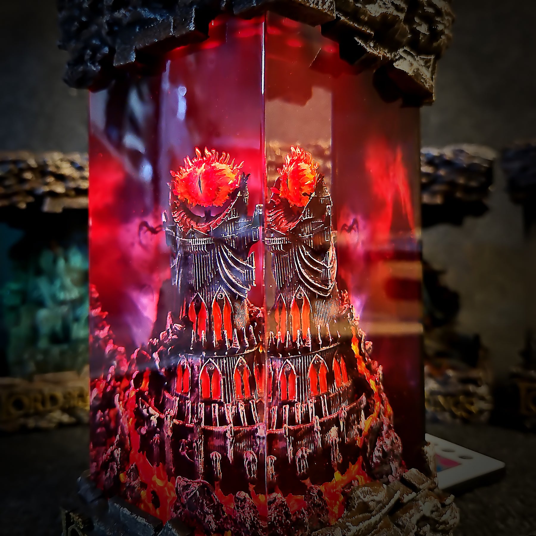 Smaug Lord of the Rings Epoxy Resin Lamp – Dragon Hoard LED Diorama Light