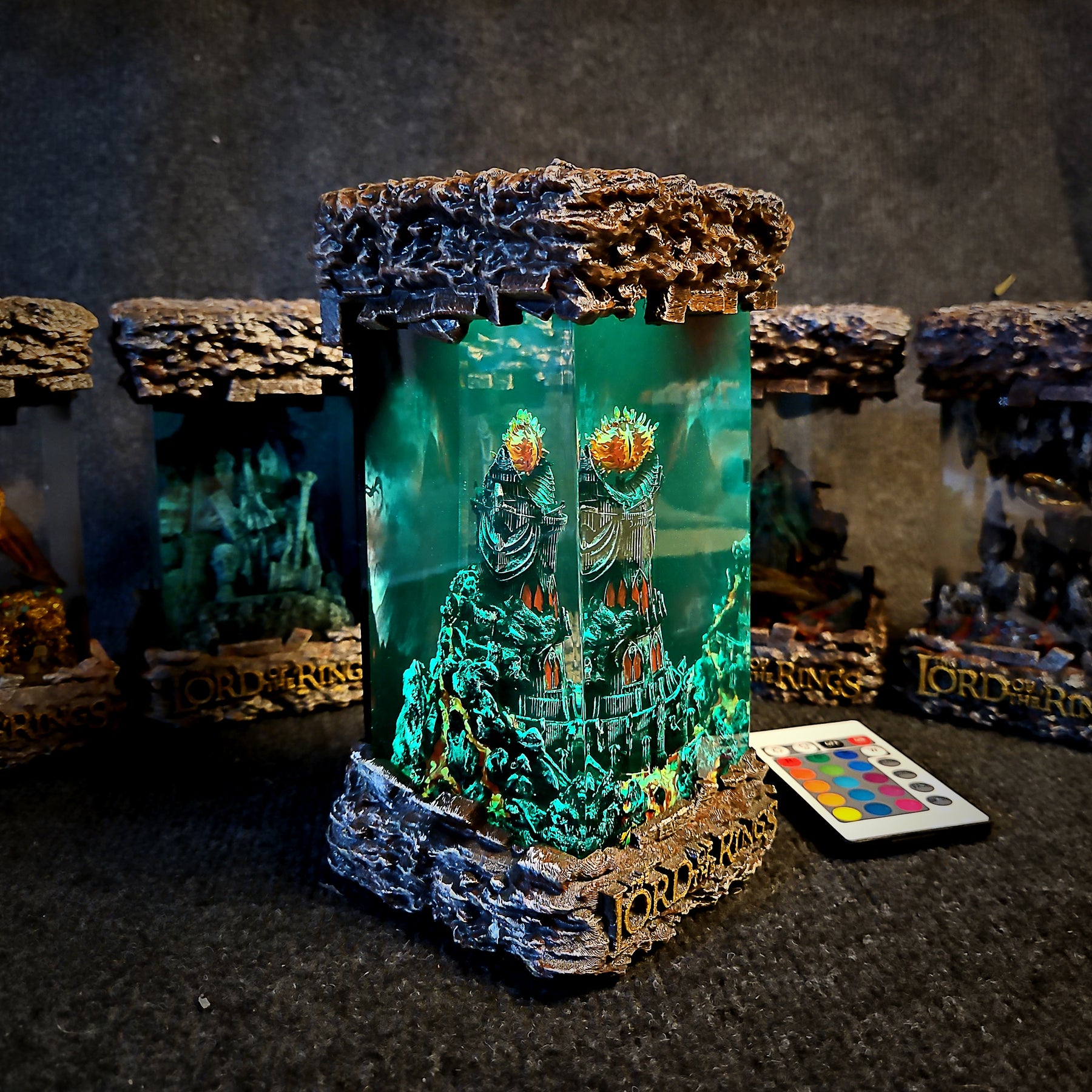 Smaug Lord of the Rings Epoxy Resin Lamp – Dragon Hoard LED Diorama Light