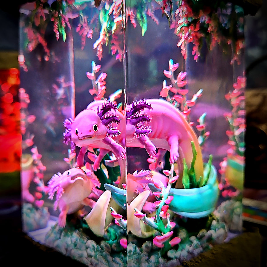 Cute Axolotl Epoxy Resin Lamp – Underwater Aquarium Diorama Night Light