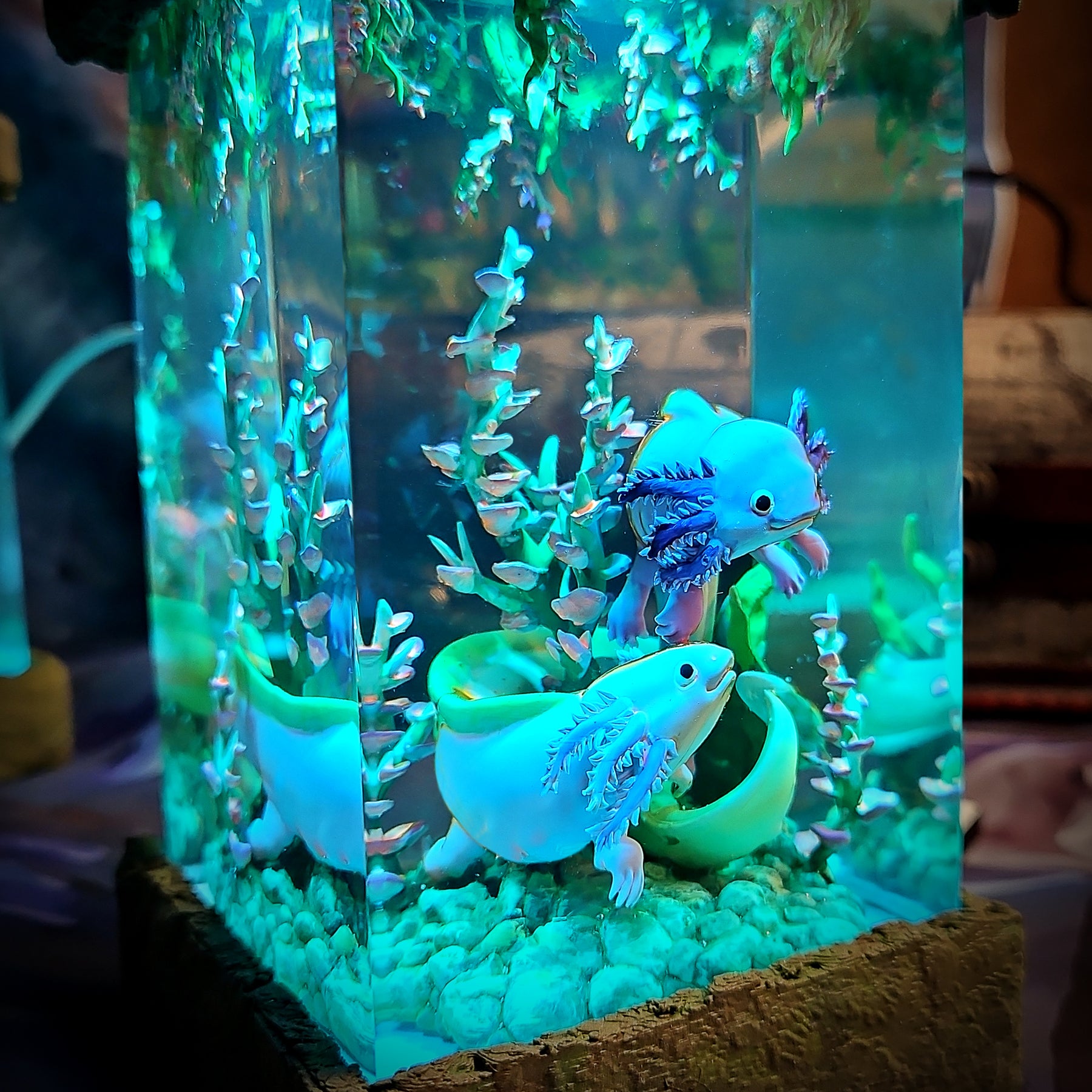 Cute Axolotl Epoxy Resin Lamp – Underwater Aquarium Diorama Night Light