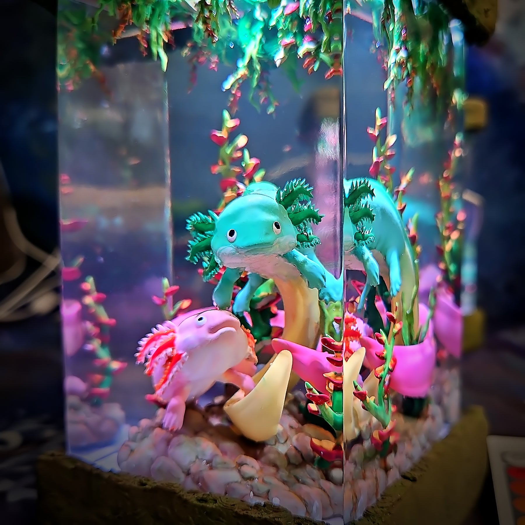 Cute Axolotl Resin Lamp – Kawaii Aquatic Salamander Terrarium Night Light