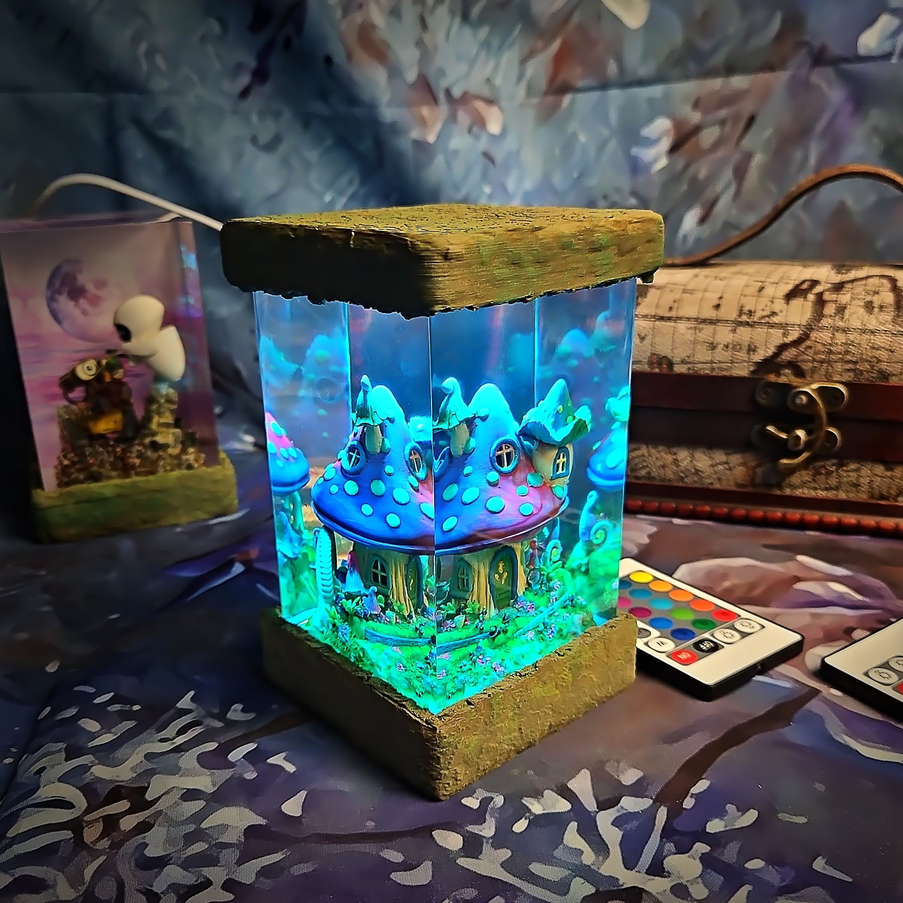 Magical Mushroom Cottage Resin Lamp – Fairy Forest Fantasy Night Light