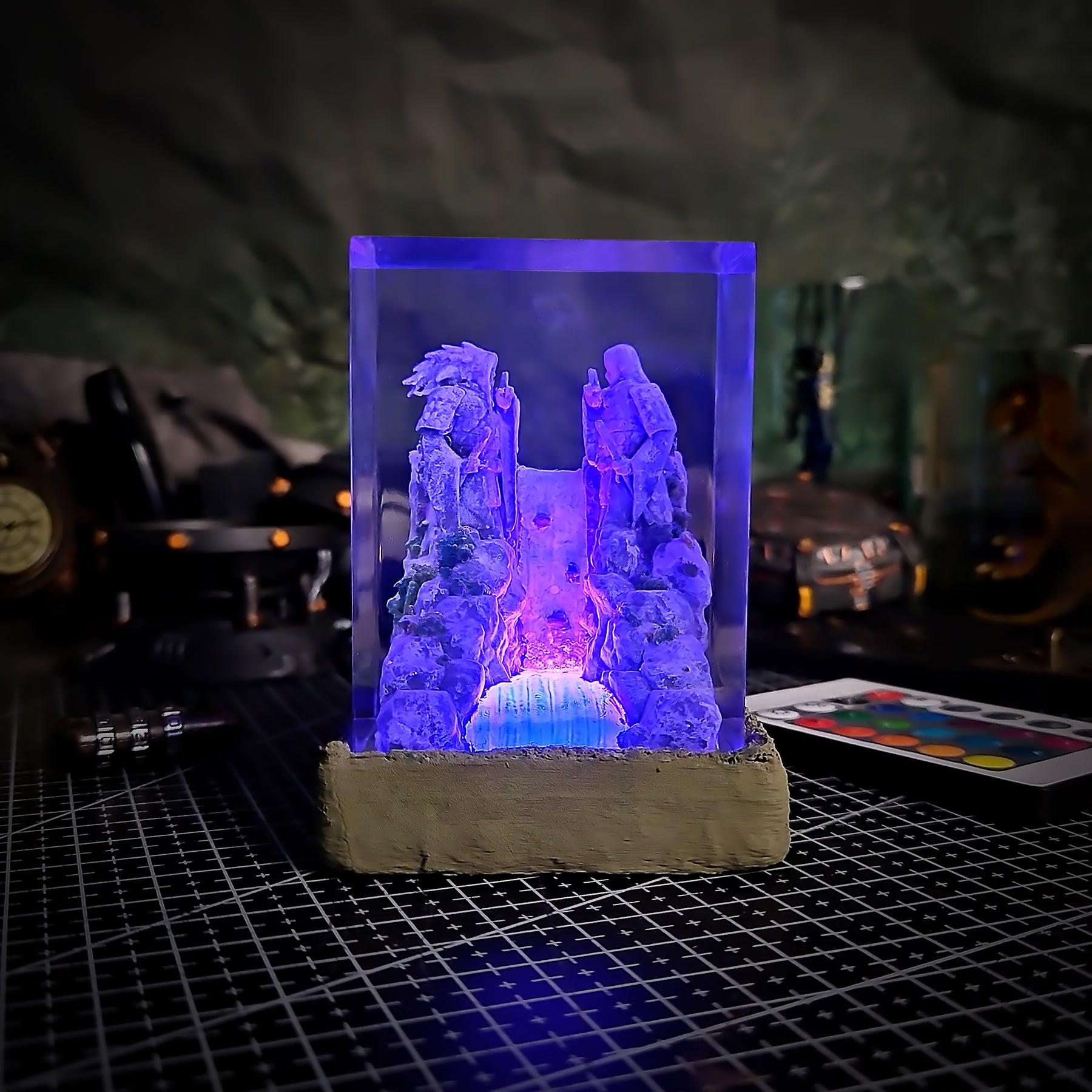 Naruto Valley of the End Epoxy Resin Lamp – Madara & Hashirama LED Diorama Light