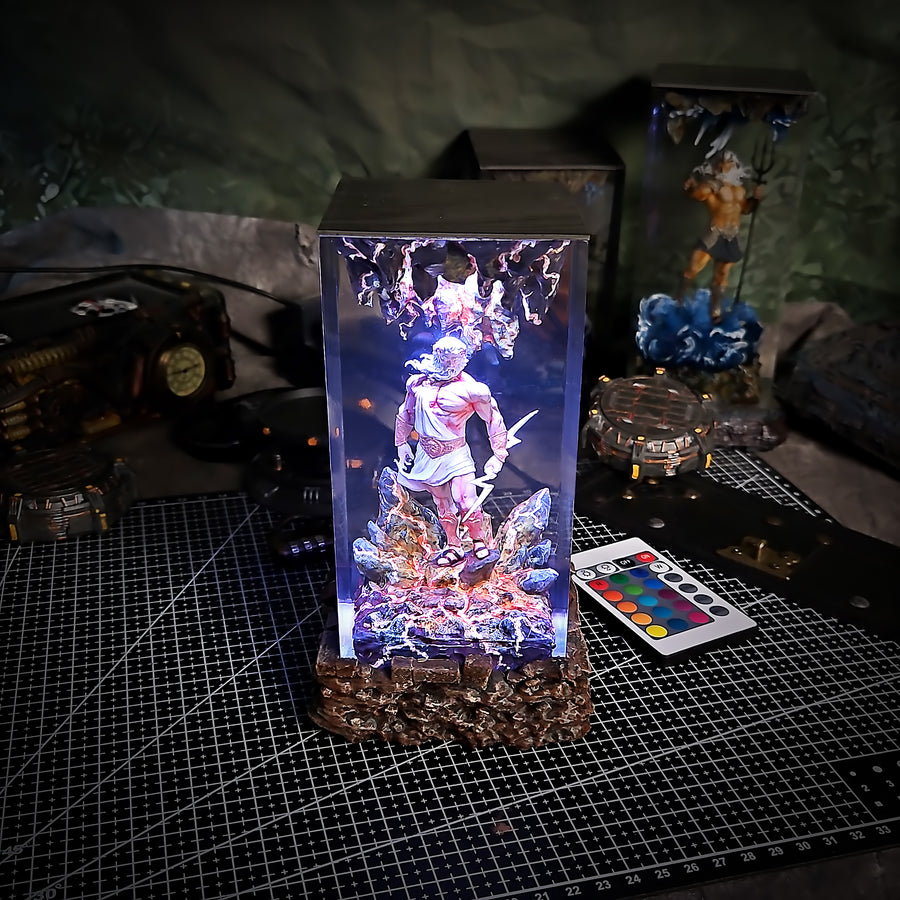 Zeus Epoxy Resin Lamp – Greek God of Thunder LED Resin Diorama Night Light